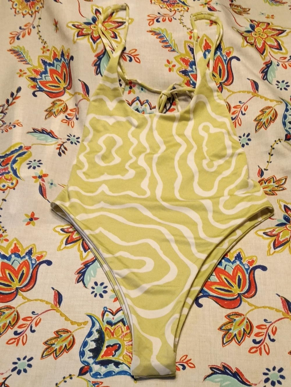 Amazonia XL One Piece